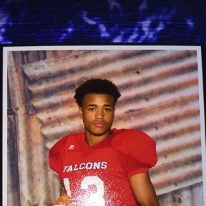 Meet your Posher, Davon